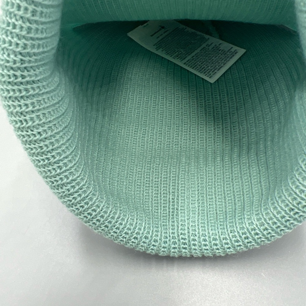 SmartWool SW Patch Beanie, Men's Winter Hat. Artic Green Merino Wool Blend Cap - Picture 3 of 6